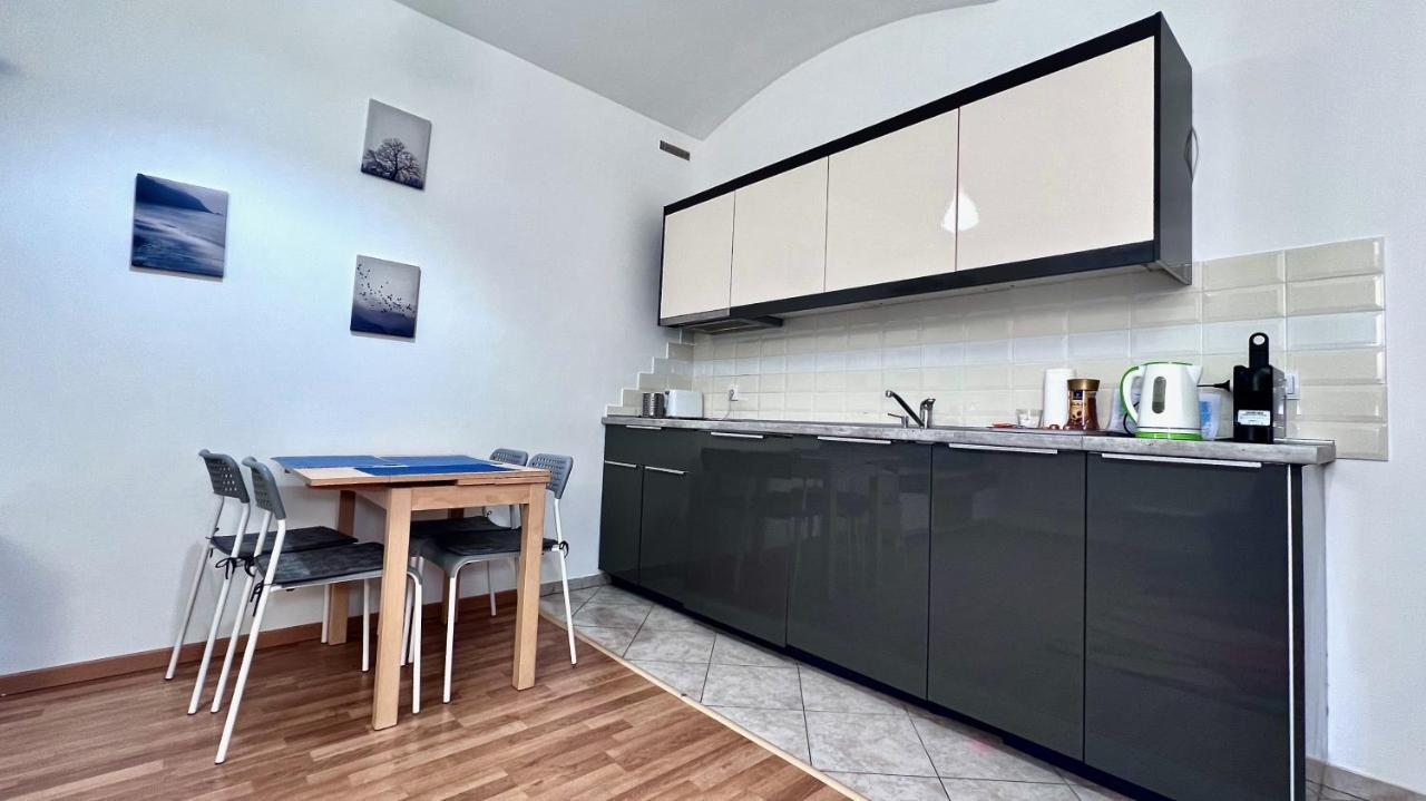 Ground Floor Apartment Praha Exteriér fotografie
