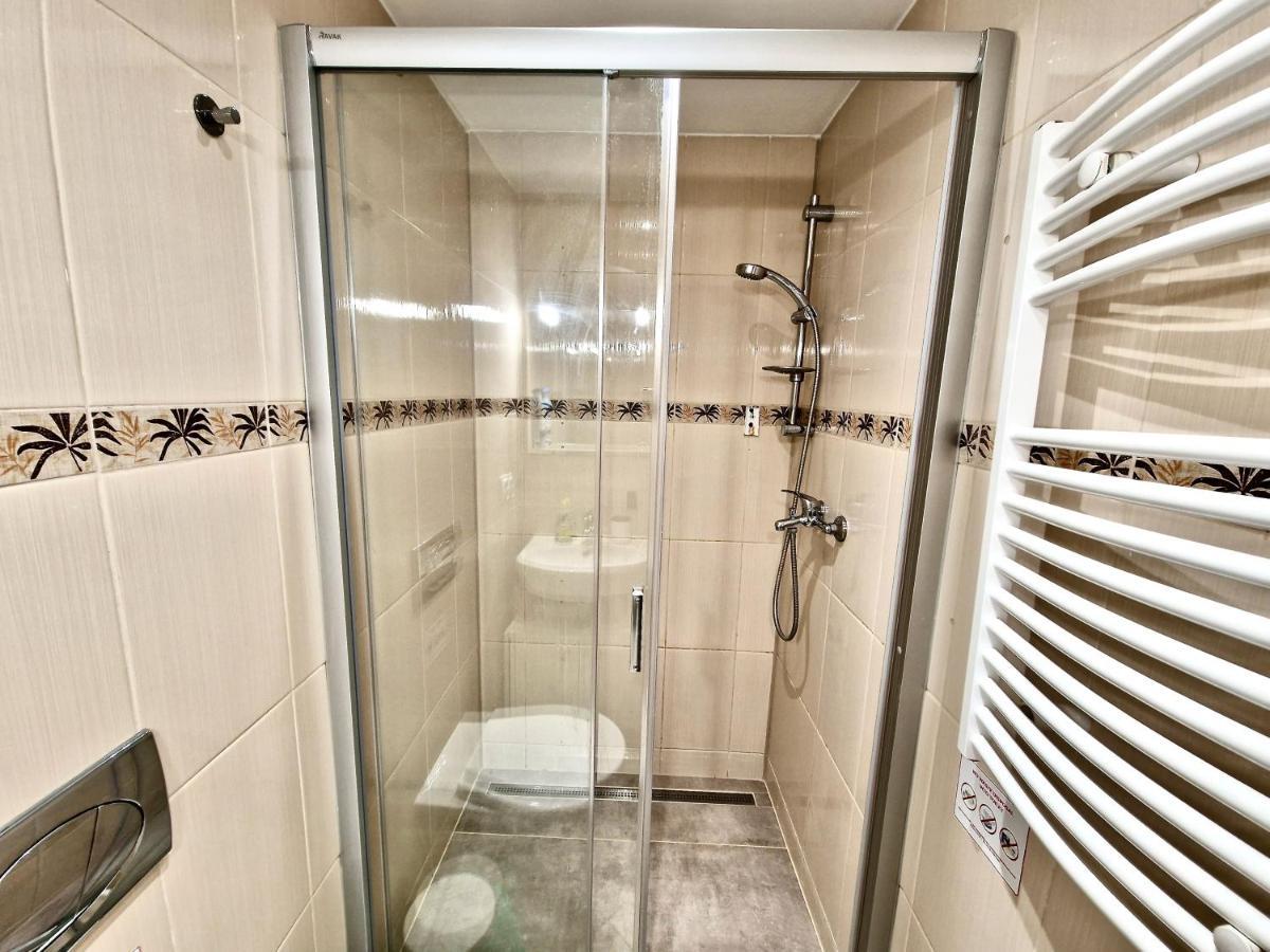 Ground Floor Apartment Praha Exteriér fotografie